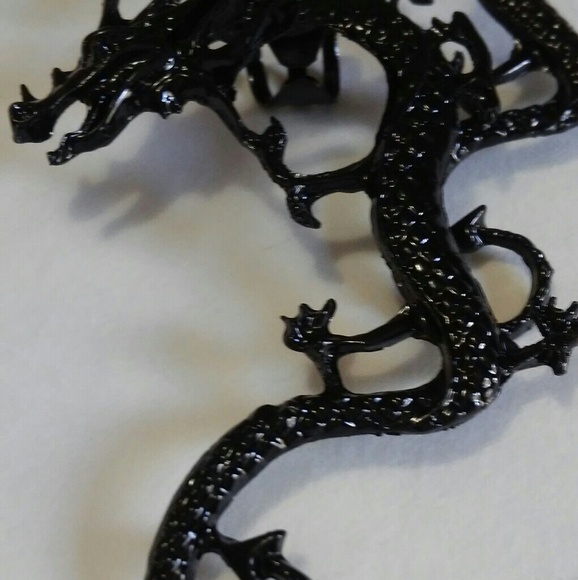2 Pack - New Flame Gothic Dragon Earring Cuff - Picture 2 of 4